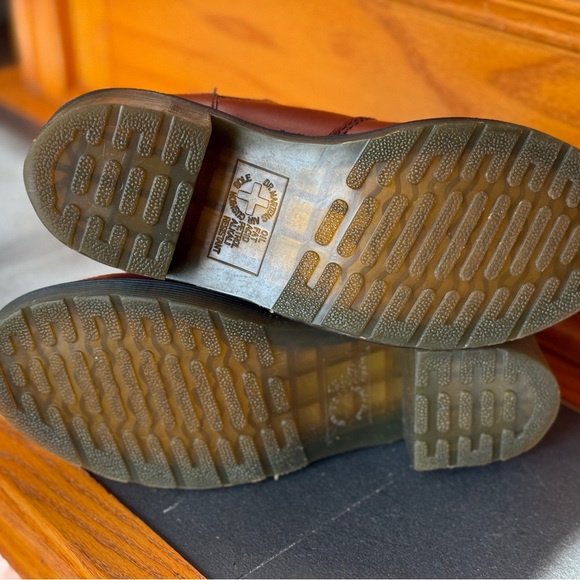 Dr. Martens Heeled Chelsea Boots - size 7 - Picture 12 of 13